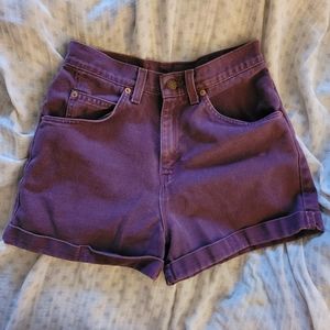 plum high waist Levi's shorts
